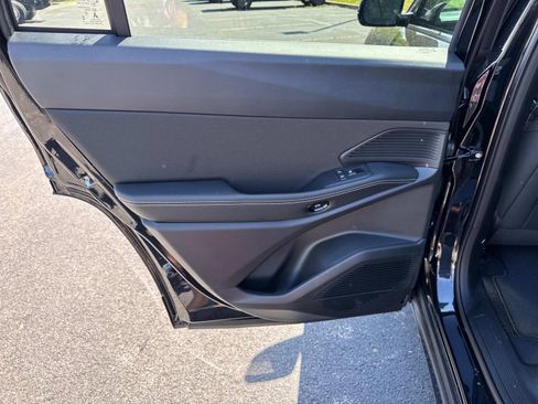 New 2026 Jeep Cherokee Laredo AWD/4WD image 14