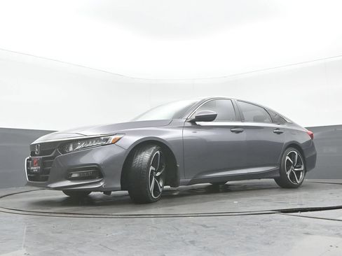 Used 2020 Honda Accord Sport image 28