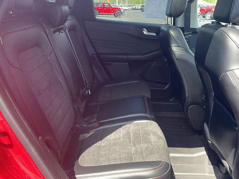 Used 2022 Ford Escape SEL w/ SEL Stealth AWD Package image 28