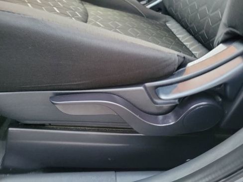 Used 2025 Mitsubishi Outlander Sport ES image 15