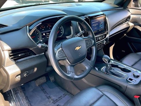 Used 2023 Chevrolet Traverse LT AWD/4WD image 8