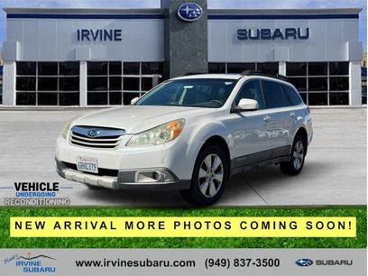 Used 2011 Subaru Outback 2.5i Limited w/ PWR Moonroof Pkg