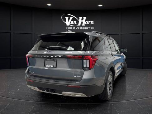 Used 2025 Ford Explorer Active w/ Active Comfort Package AWD/4WD image 7