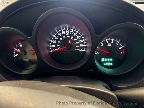 Used 2010 Chrysler Sebring LX w/ Convenience Group FWD image 12
