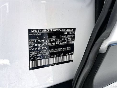 Used 2026 Mercedes-Benz GLB 250 4MATIC image 6