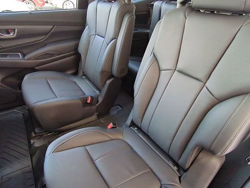 Certified 2025 Subaru Ascent Limited AWD/4WD image 23