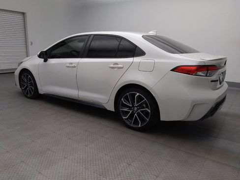 Used 2021 Toyota Corolla SE FWD image 3