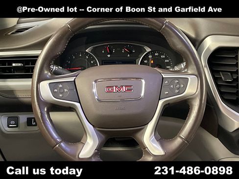 Used 2019 GMC Acadia SLT AWD/4WD image 20