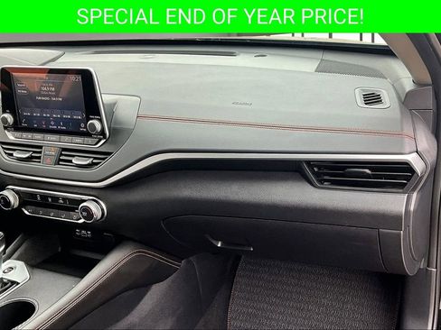 Used 2022 Nissan Altima 2.5 SR image 26
