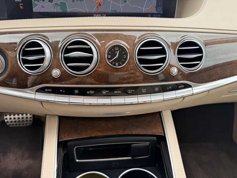 Used 2018 Mercedes-Benz S 560 Sedan image 16