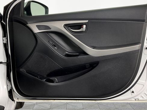 Used 2013 Hyundai Elantra Limited FWD image 26