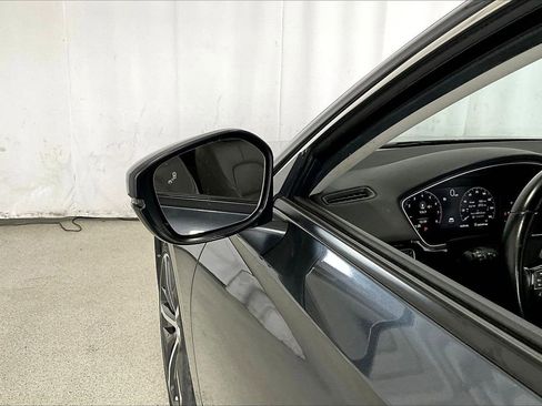 Used 2024 Honda Civic Touring image 10