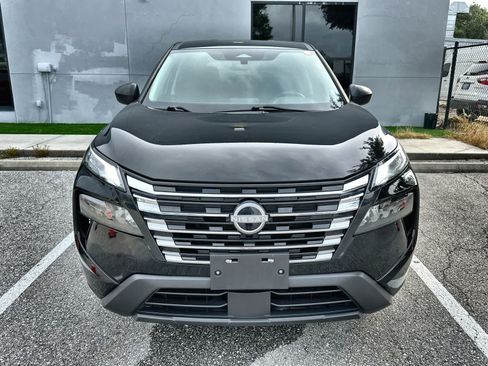 Used 2024 Nissan Rogue S AWD/4WD image 12