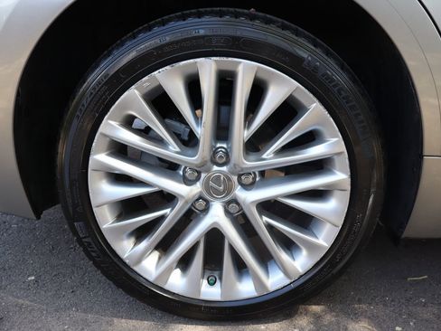 Used 2015 Lexus ES 350 w/ Luxury Package image 44