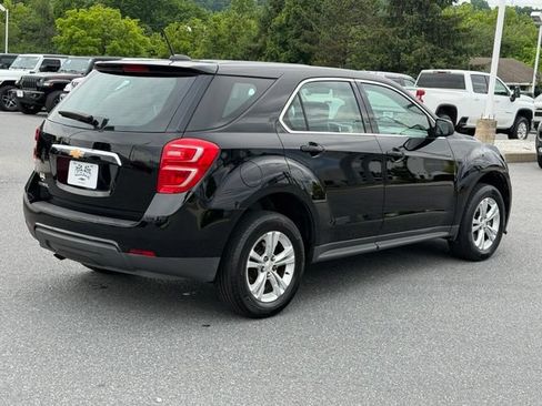 Used 2017 Chevrolet Equinox LS FWD image 12