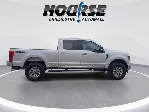 Used 2019 Ford F250 XLT w/ XLT Premium Package image 9