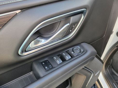 Used 2021 Chevrolet Tahoe LT image 15