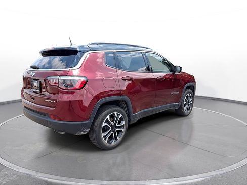 Used 2022 Jeep Compass Limited w/ Sun and Sound Group AWD/4WD image 8