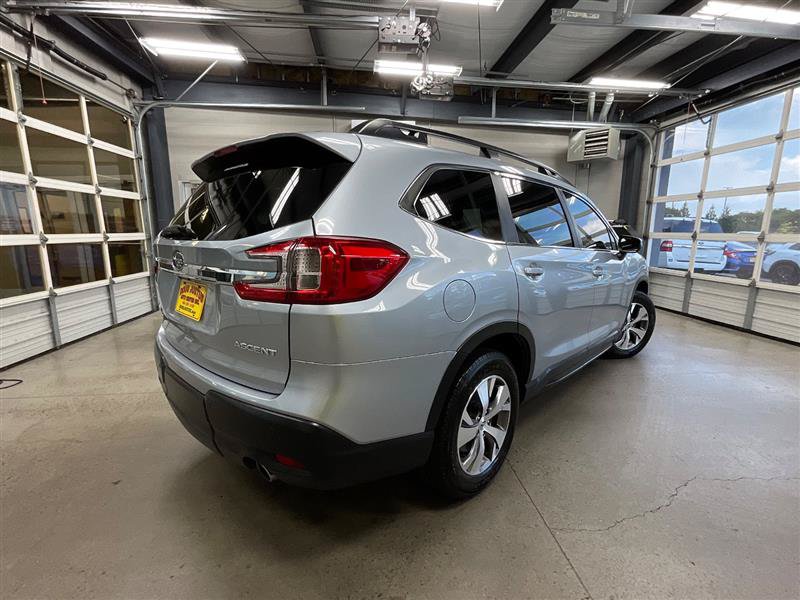 Used 2023 Subaru Ascent Premium w/ Convenience Package AWD/4WD image 5