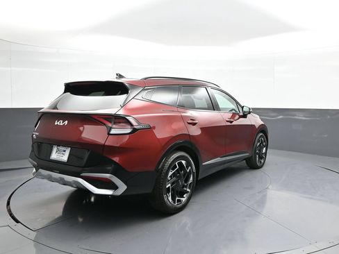 Certified 2025 Kia Sportage SX FWD image 6