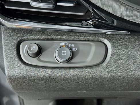 New 2026 Buick Envista Sport Touring w/ Convenience I Package FWD image 10