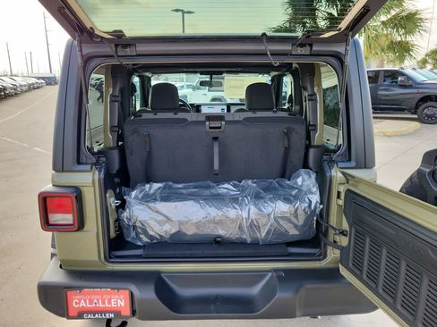 New 2026 Jeep Wrangler Sport AWD/4WD image 27