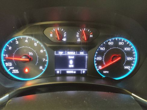 Used 2018 Chevrolet Equinox LT FWD image 23