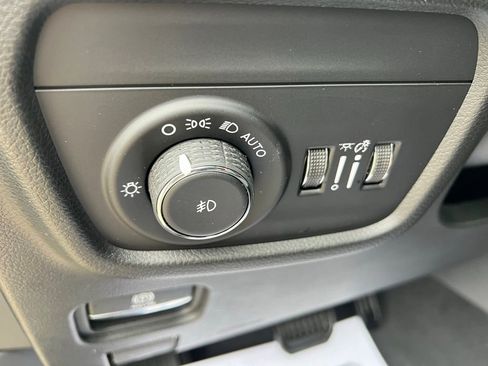 New 2026 Jeep Grand Cherokee L Limited AWD/4WD image 28