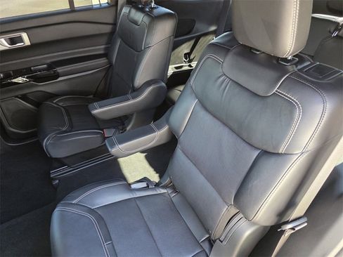 Used 2024 Ford Explorer ST w/ Equipment Group 401A image 16