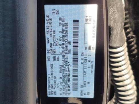Used 2021 Ford Escape SE w/ SE Sport Appearance Package FWD image 24