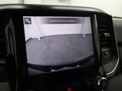 Used 2020 RAM 1500 Big Horn AWD/4WD image 16