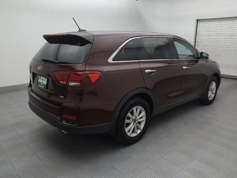 Used 2019 Kia Sorento FWD image 9