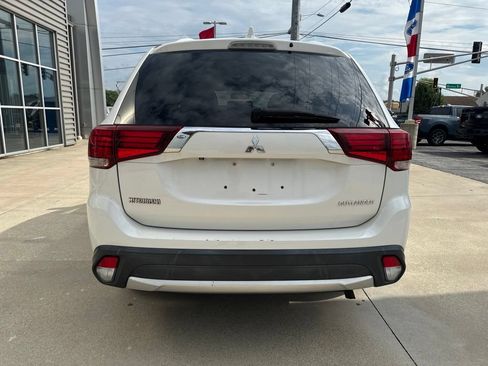 Used 2018 Mitsubishi Outlander ES FWD image 5