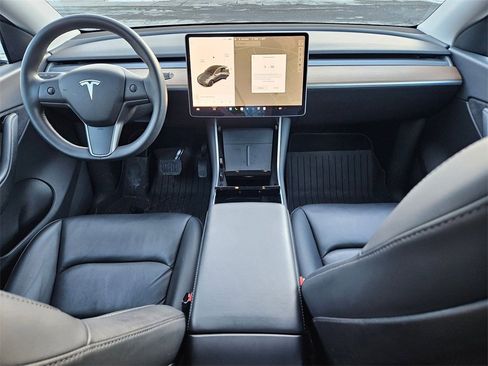 Used 2020 Tesla Model Y Long Range image 20