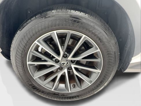 Used 2024 Lexus NX 250 FWD image 14