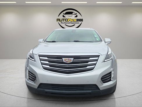 Used 2018 Cadillac XT5 Premium Luxury image 2