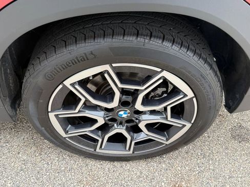 Used 2025 BMW X2 xDrive28i AWD/4WD image 7