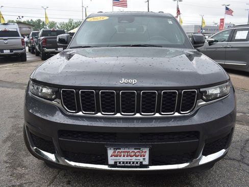 Used 2025 Jeep Grand Cherokee L Laredo w/ Trailer Tow Package image 11