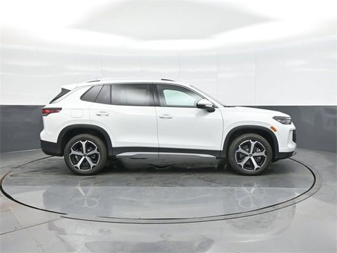 New 2026 Volkswagen Tiguan SE image 8