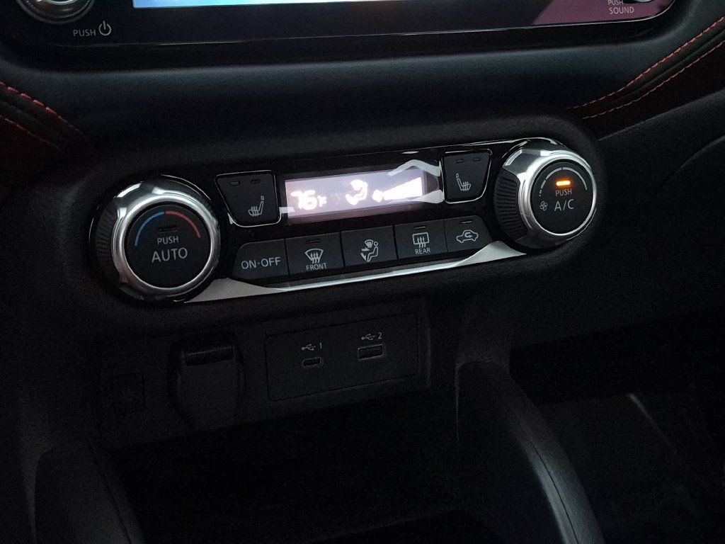 Certified 2025 Nissan Versa SR FWD image 22