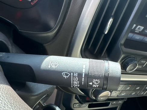 Used 2016 GMC Canyon SLT image 19