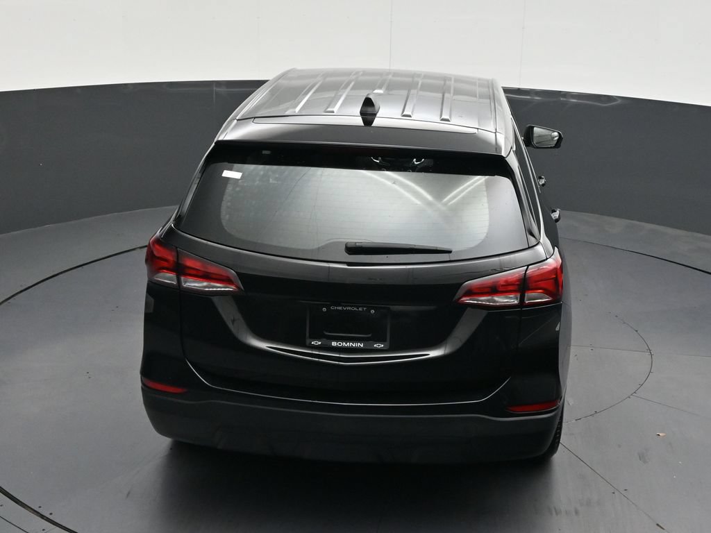Used 2024 Chevrolet Equinox LS FWD image 19