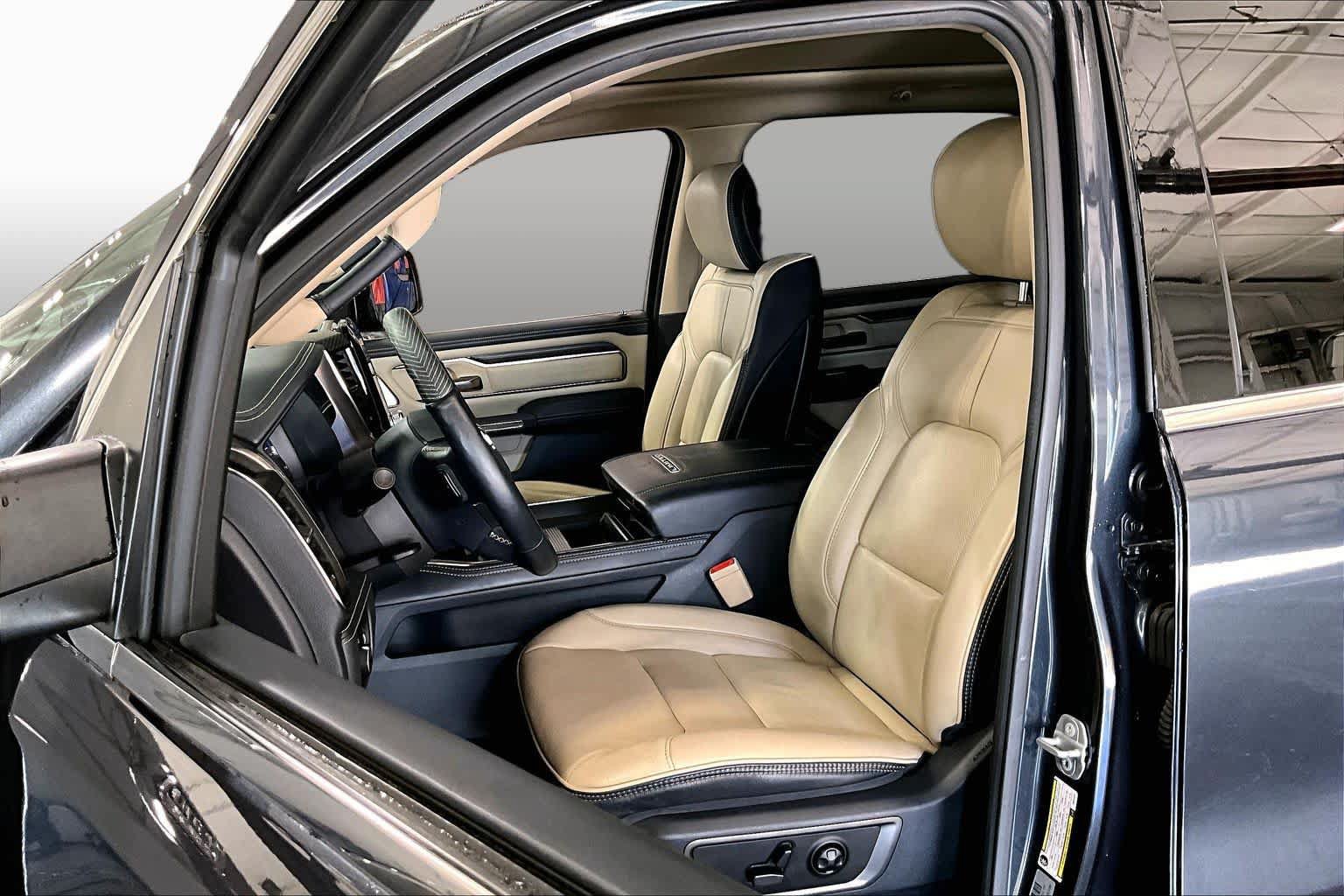 Used 2019 RAM 1500 Limited AWD/4WD image 9