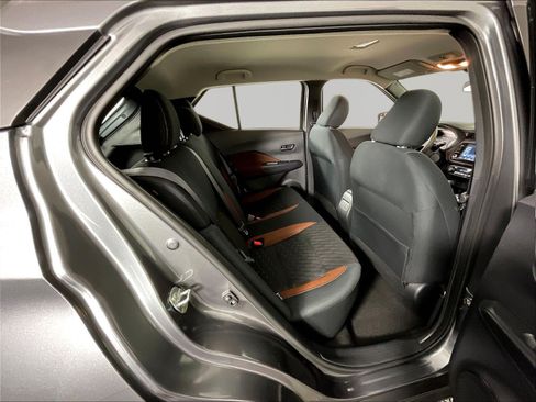 Used 2024 Nissan Kicks SR FWD image 25