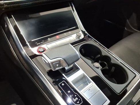 Certified 2023 Audi SQ7 Premium Plus w/ Executive Package AWD/4WD image 14