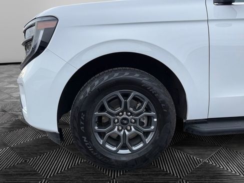 Used 2025 Ford Expedition Max Active image 14