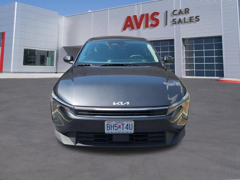 Used 2025 Kia K4 FWD image 2