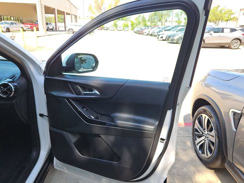 Used 2025 Chevrolet Equinox LT AWD/4WD image 33