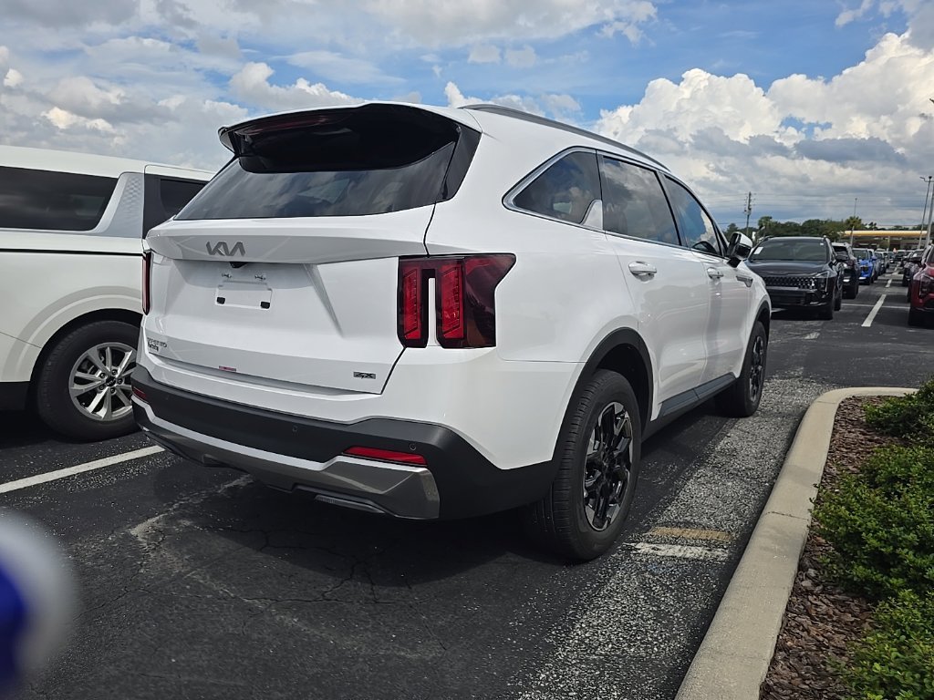 Used 2026 Kia Sorento S AWD/4WD image 17
