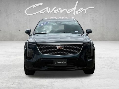 Used 2025 Cadillac XT4 Premium Luxury w/ Cold Weather Package FWD image 18
